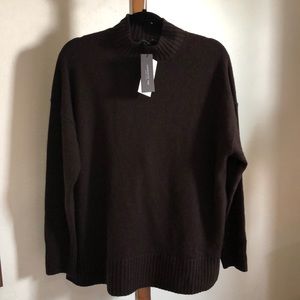 Lafayette 148 Brown Cashmere Sweater Size L.